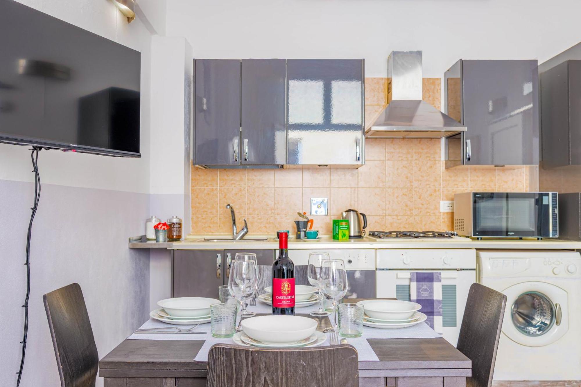 Loft Lungarno, 2 Steps To Ponte Vecchio, No Ztl Apartamento Florencia